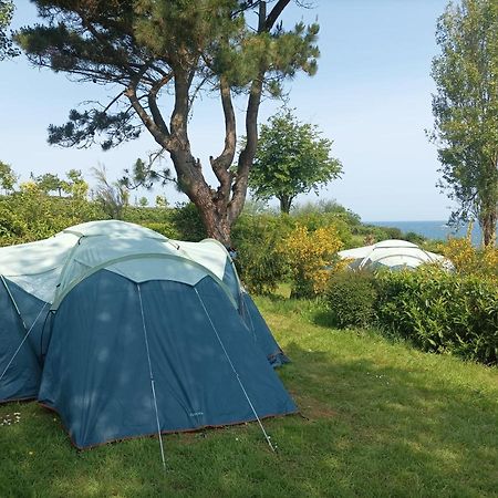 Tente 3 Chambres, Petit Camping Familial Vue Mer Плестен-ле-Грев Экстерьер фото