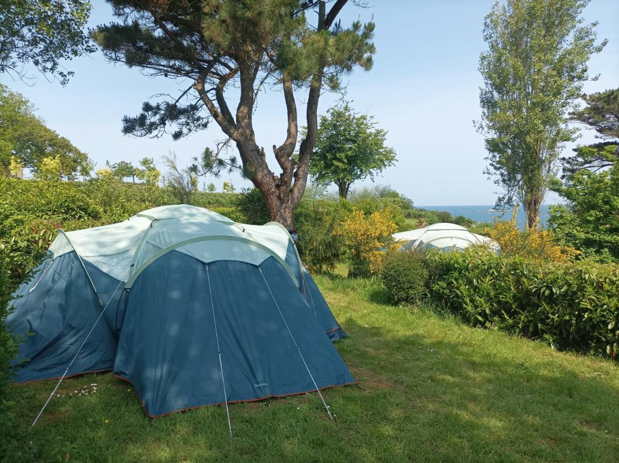 Tente 3 Chambres, Petit Camping Familial Vue Mer Плестен-ле-Грев Экстерьер фото